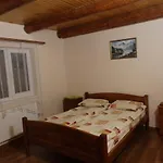 Πανδοχείο Kreitser *
